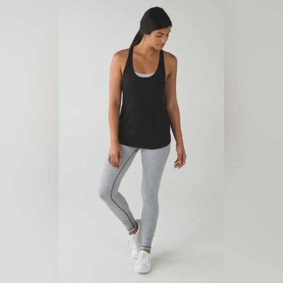 Lululemon Daya Knit Tank 
Size 6
Pit to pit 15”
Length 26” - Picture 1 of 7